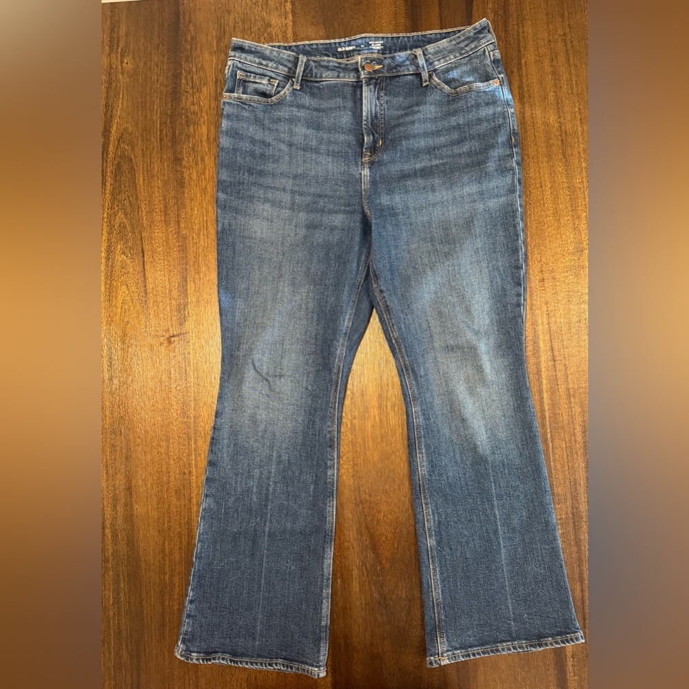 Old Navy Women's 14 Extra High Rise Boot Cut Flare Denim Jeans